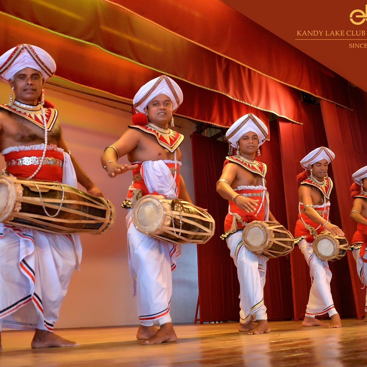 An evening of Sri Lankan drumming and dance in Kandy